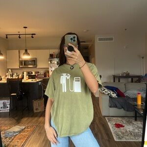 vintage green graphic tee with anti capitalist print size large